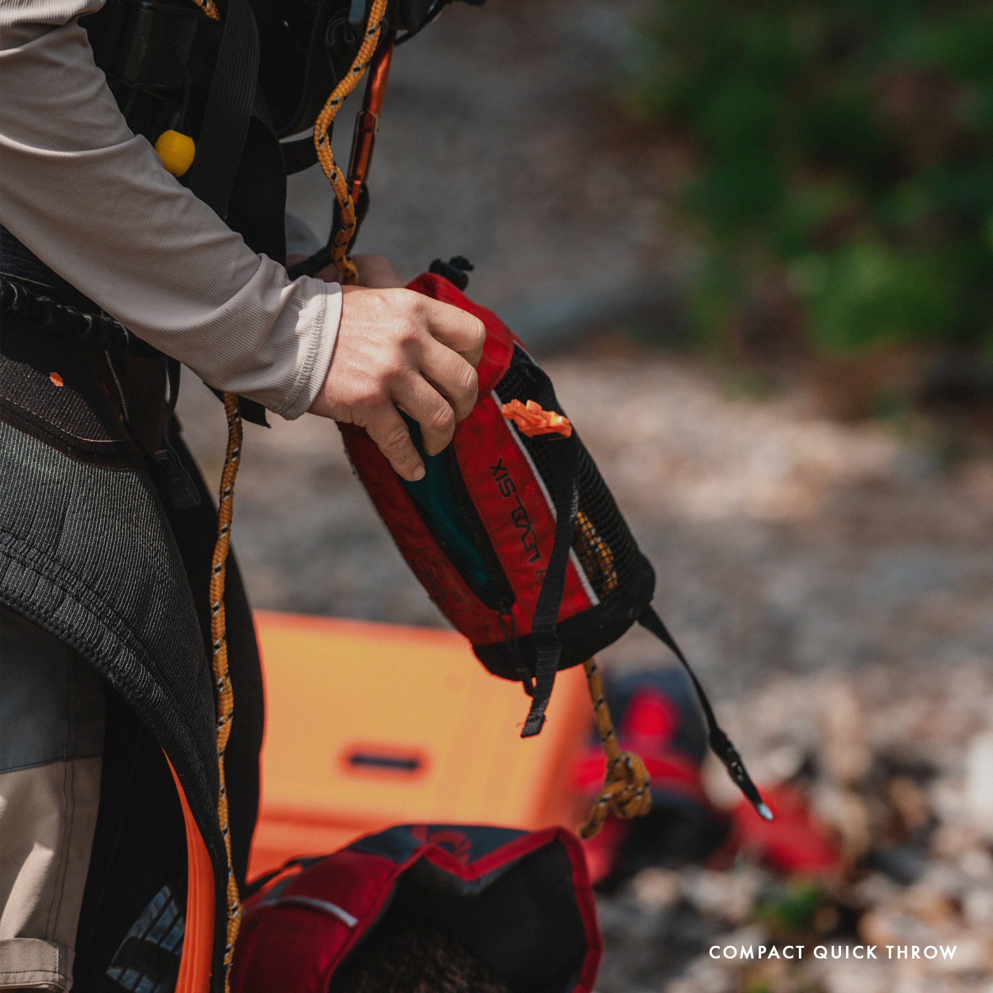 level-6-rescue-sac-de-jet-compact-16m-secours image 5