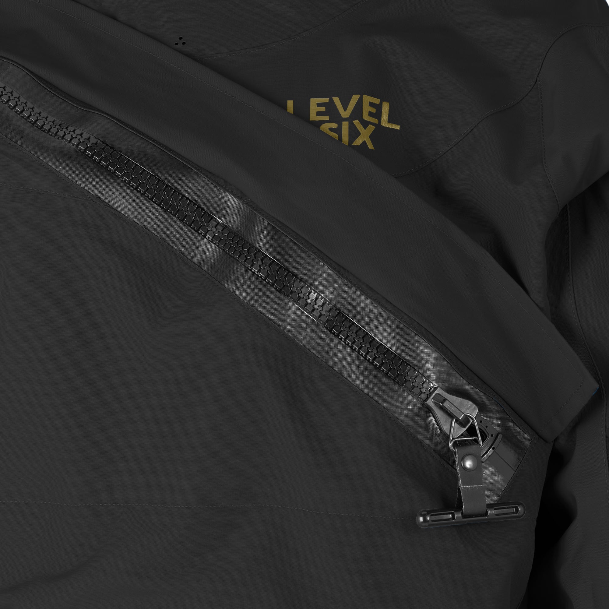 level-6-freya-combinaison-tanche-blackout-femme-recycl-e image 6