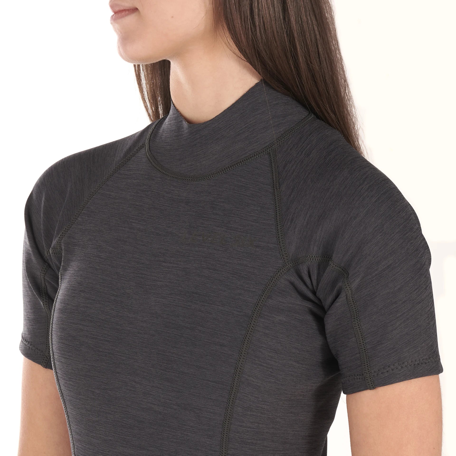 level-6-sombrio-top-n-opr-ne-femme-m-noir-0-5-mm-upf-50 image 4