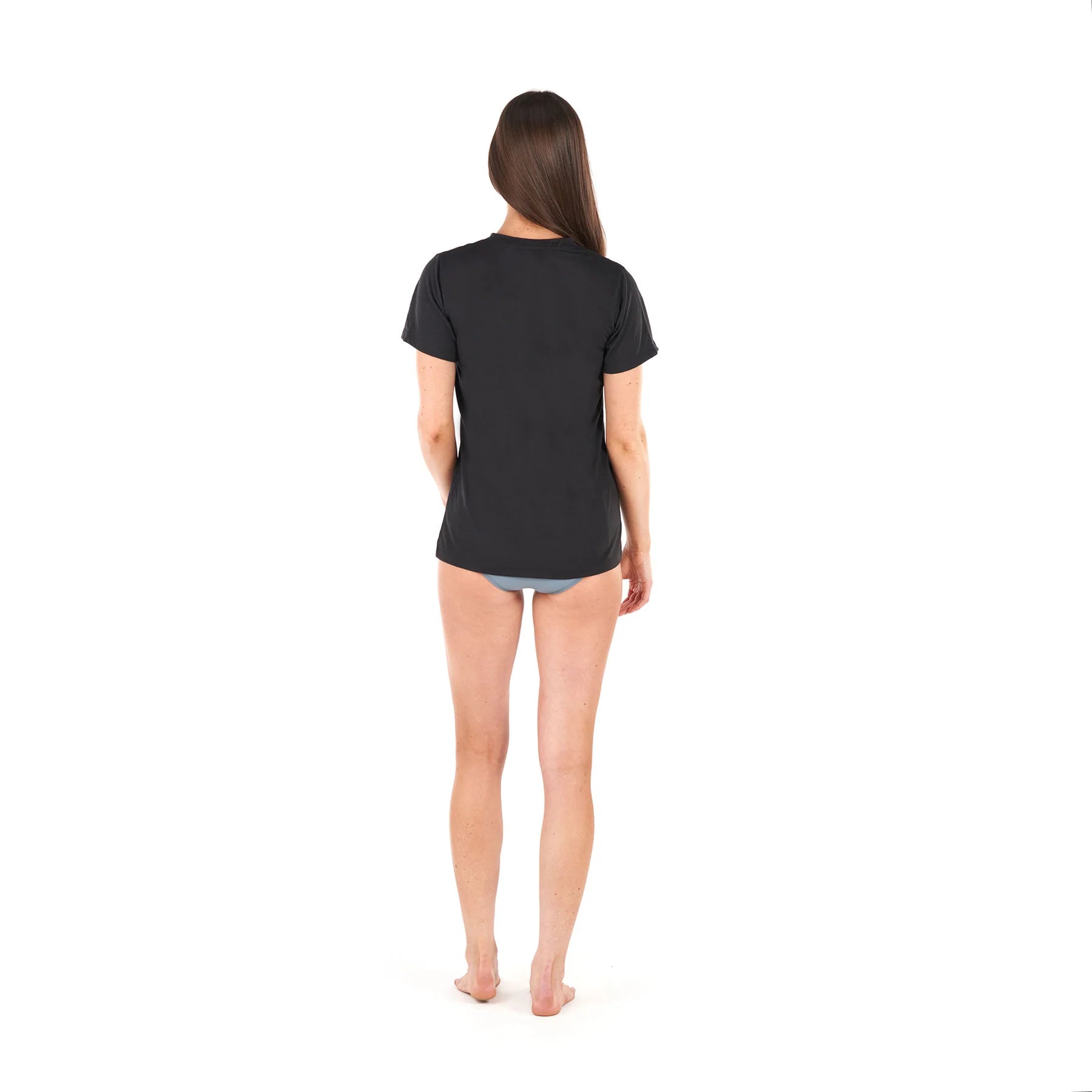 level-six-logo-tee-t-shirt-noir-recycl-upf-30 image 3