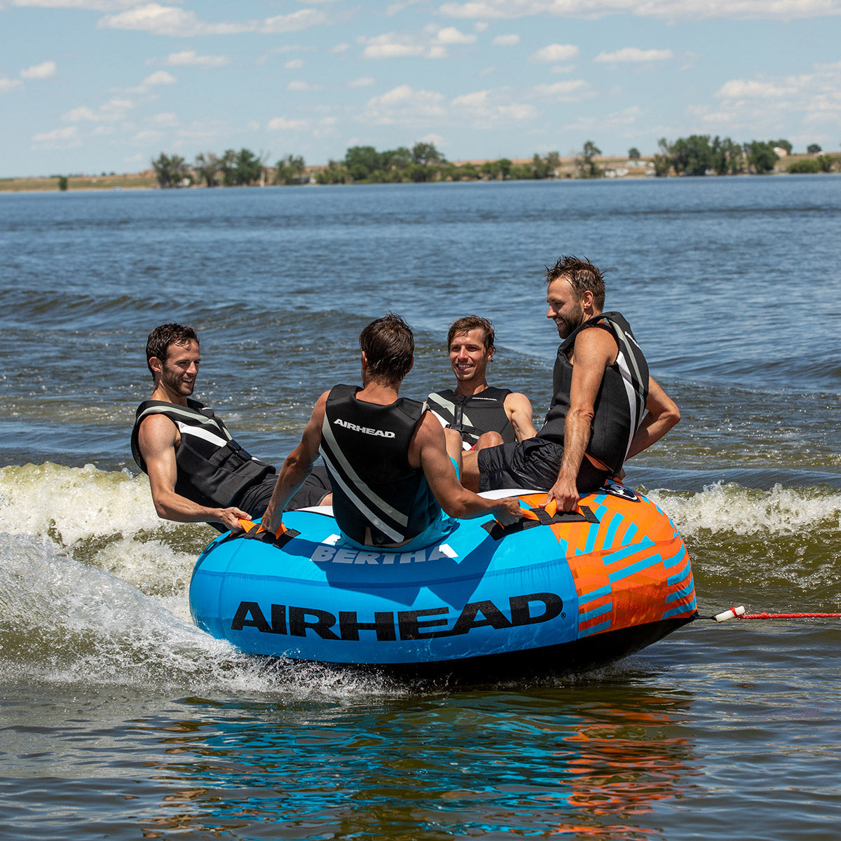 airhead-big-bertha-bou-e-tractable-4-places-ronde-nylon image 3